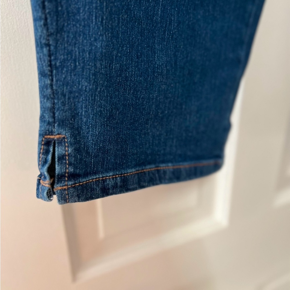 ππWomen Within Capri Stretch Blue Jeans ππ - Picture 3 of 4